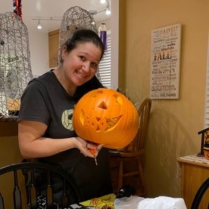 Meet your Posher, Shannon